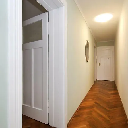 Mango Apartment *